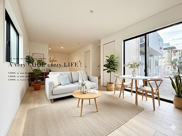 【配置してある家具や小物はCGによるイメージです】【Livingroom】リビング