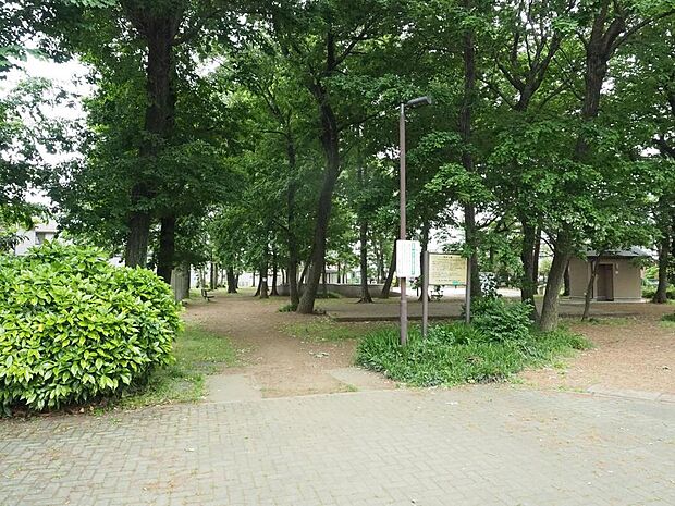 栗原緑地公園まで約1000m