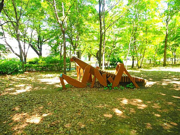 西東京いこいの森公園まで約2000m