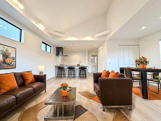 【配置してある家具や小物はCGによるイメージです。】【Livingroom】リビングルーム