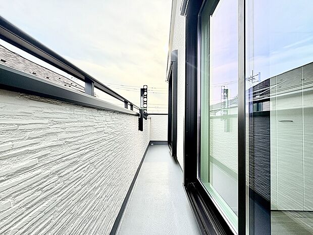 【Balcony】バルコニー
