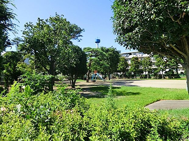 西原第一児童遊園まで約689m