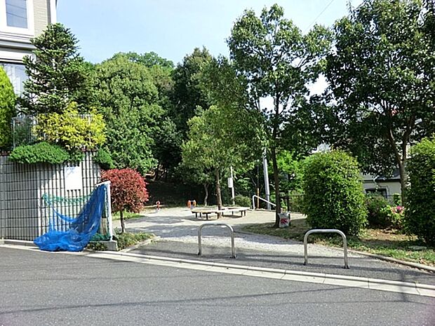 氷川台公園まで約600m