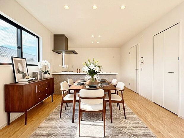 【配置してある家具や小物はCGによるイメージです】【Livingroom】リビング