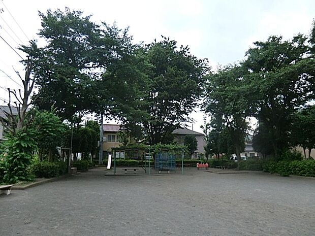 芝久保第一公園まで約287m