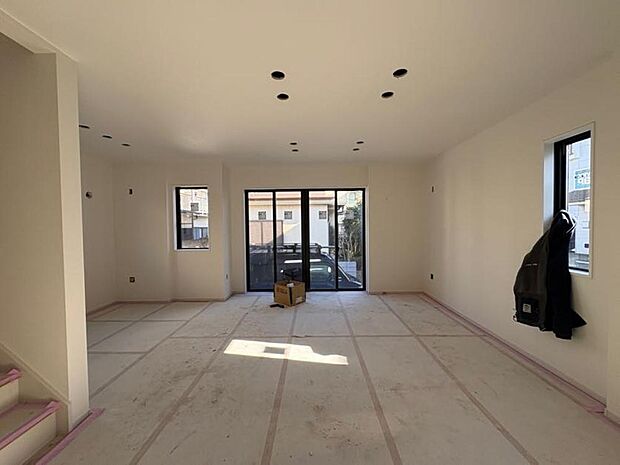 【Under Construction】建設中【Livingroom】リビング