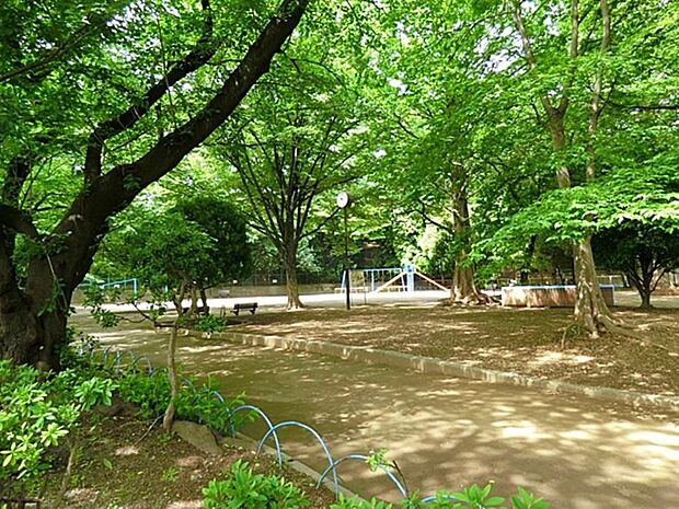 高稲荷公園まで約380m