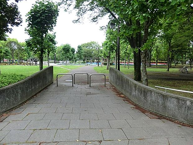 浮間公園まで約524m