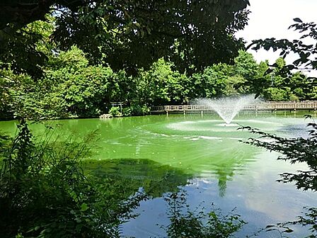 井の頭恩賜公園まで約279m