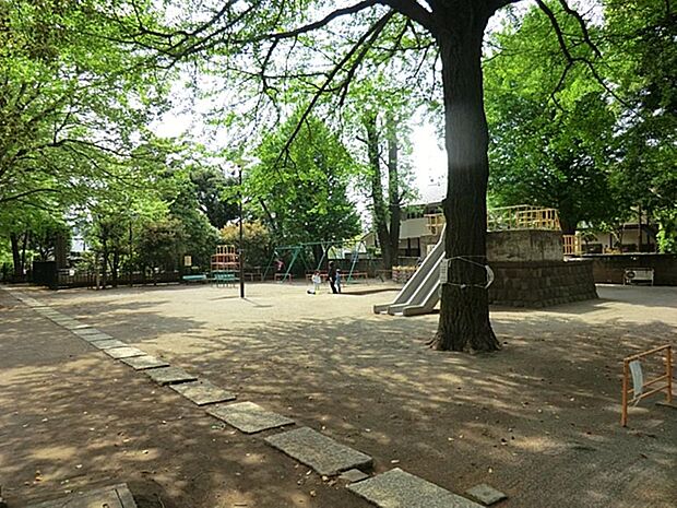 百観音公園まで約140m