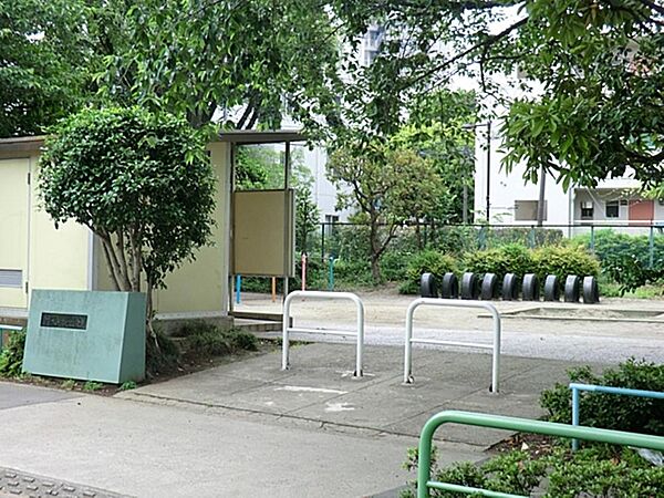 北町なかよし公園まで約385m