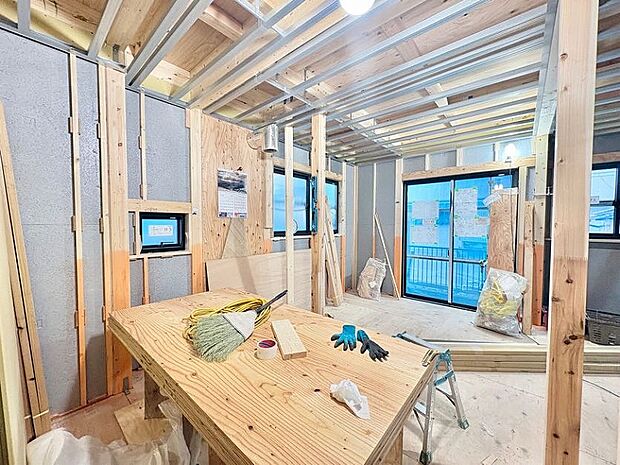 【Under Construction】建設中【Livingroom】リビング