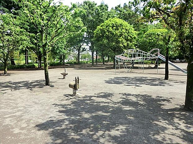 旭の森公園まで約406m