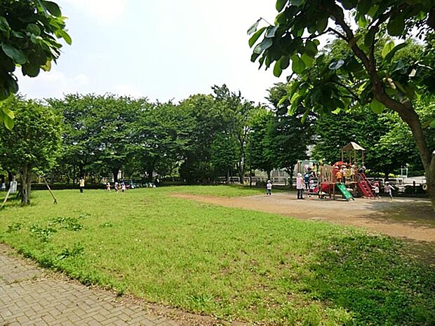 しのがやと公園まで約530m