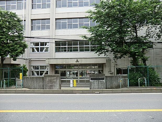 朝霞市立朝霞第三小学校まで約953m