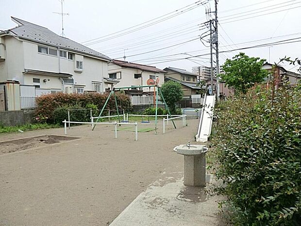 住吉第四公園まで約384m