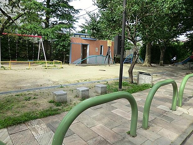梅里児童遊園まで約148m