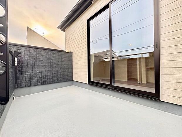 【Balcony】バルコニー