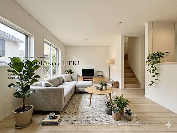 【配置してある家具や小物はCGによるイメージです】【Livingroom】リビング