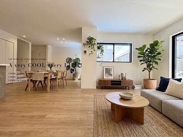 【配置してある家具や小物はCGによるイメージです】【Livingroom】リビング