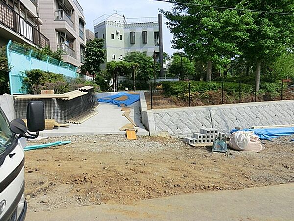 南池袋第二公園まで約326m