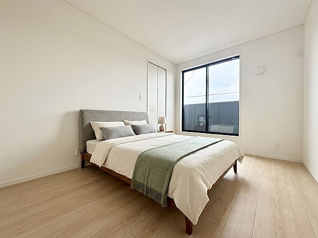 【配置してある家具や小物はCGによるイメージです。】【Bedroom】居室