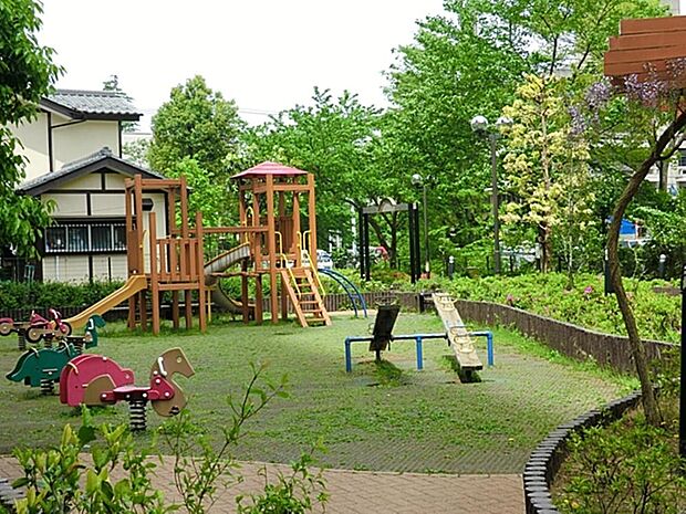 琴平公園まで約1195m