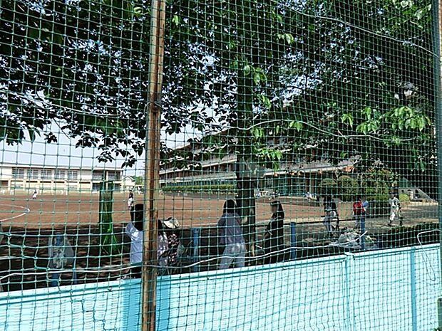 所沢市立南陵中学校まで約400m