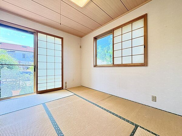 【Japanese style room】和室