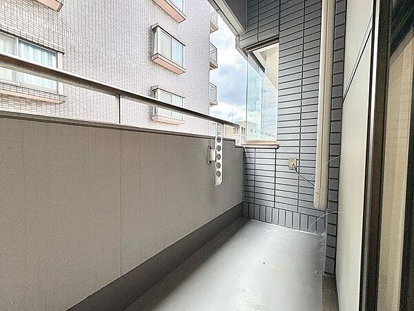 【Balcony】バルコニー