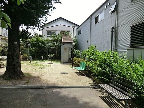 上荻窪第三児童遊園まで約1500m