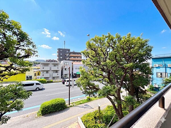 【街に溶け合う美しい景観をCG加工により空を晴天にしています】【View】眺望