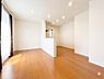 リビング/ダイニング：【画像処理技術で家具を消し、空室イメージを再現しています】【Livingroom】リビング