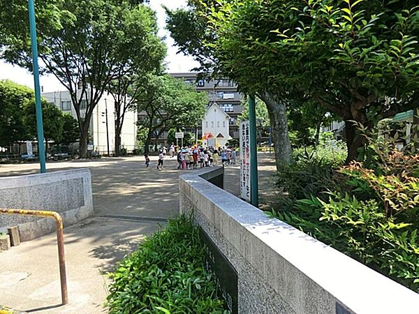 蓮根みなみ公園まで約207m