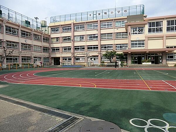 豊島区立巣鴨小学校まで約290m