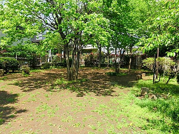 上一こなら公園まで約527m