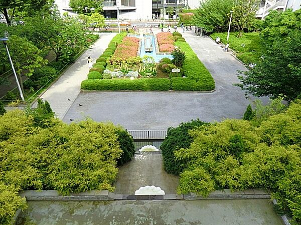礫川公園まで約808m
