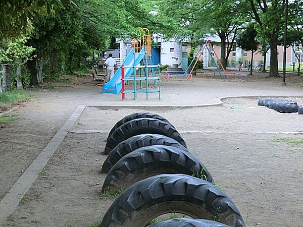 秋津第二児童遊園まで約730m