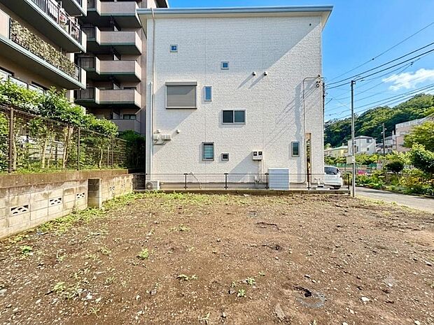 「AI加工により、空を晴天にしております」【Under construction】建設中