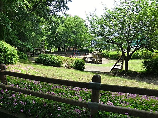 島の上公園まで約179m