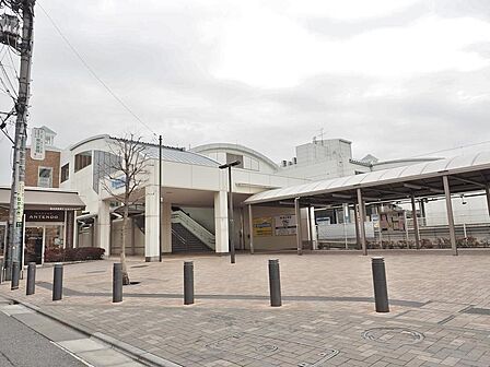 東長崎駅まで約214m