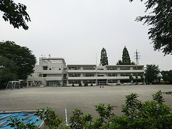 西東京市立柳沢小学校まで約547m