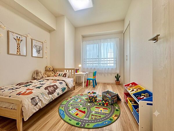 【配置してある家具や小物はCGによるイメージです。】【Bedroom】居室