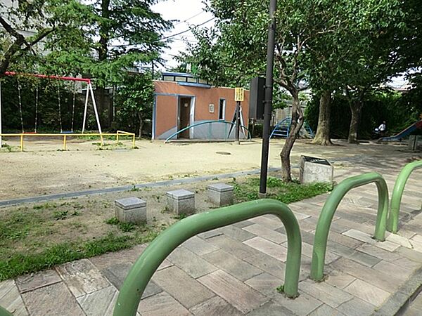 梅里児童遊園まで約273m