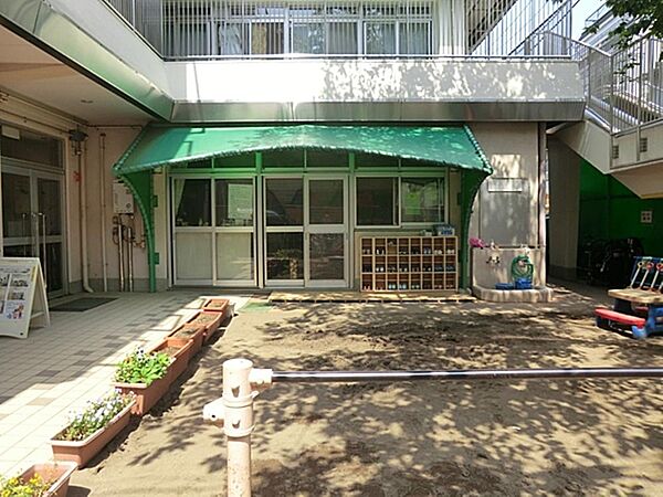 文京区立本駒込保育園まで約151m