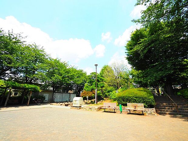 千早公園まで約1400m