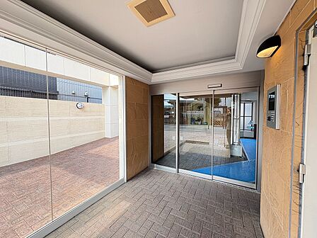 【Entrance】エントランス