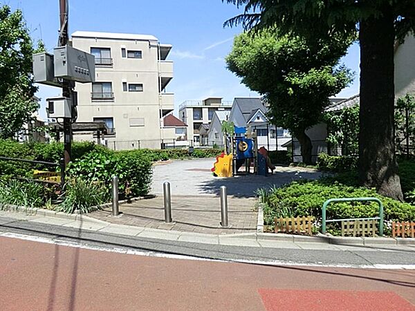 板橋四丁目東公園まで約414m