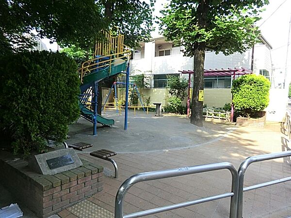 すえひろ児童遊園まで約320m