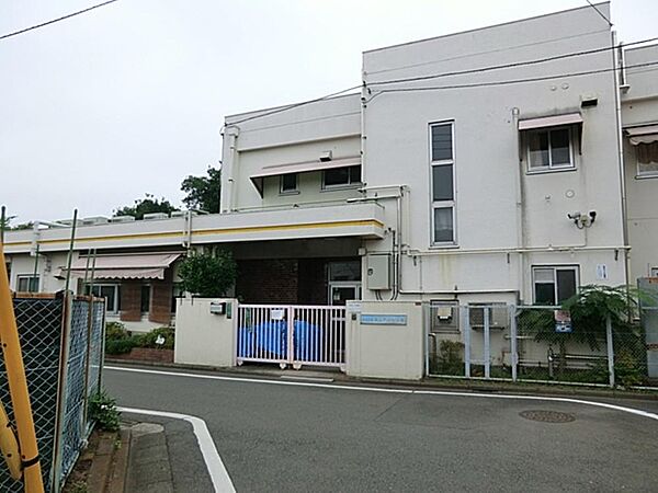 杉並区立高井戸東保育園まで約748m